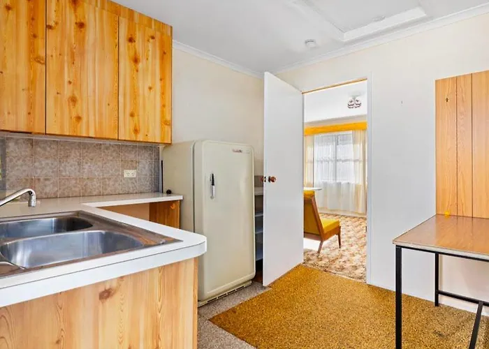 The Vintage Flat - Retro Charm In Tyrolean Village