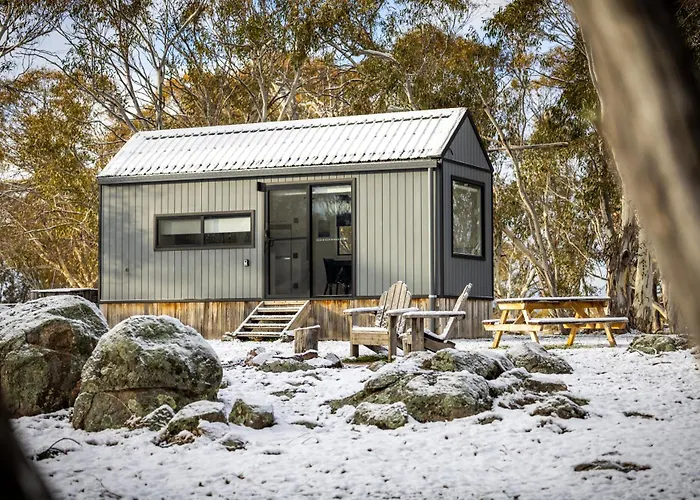 Big Yard Escapes - Two Off-Grid Tiny Houses On The Mowamba River