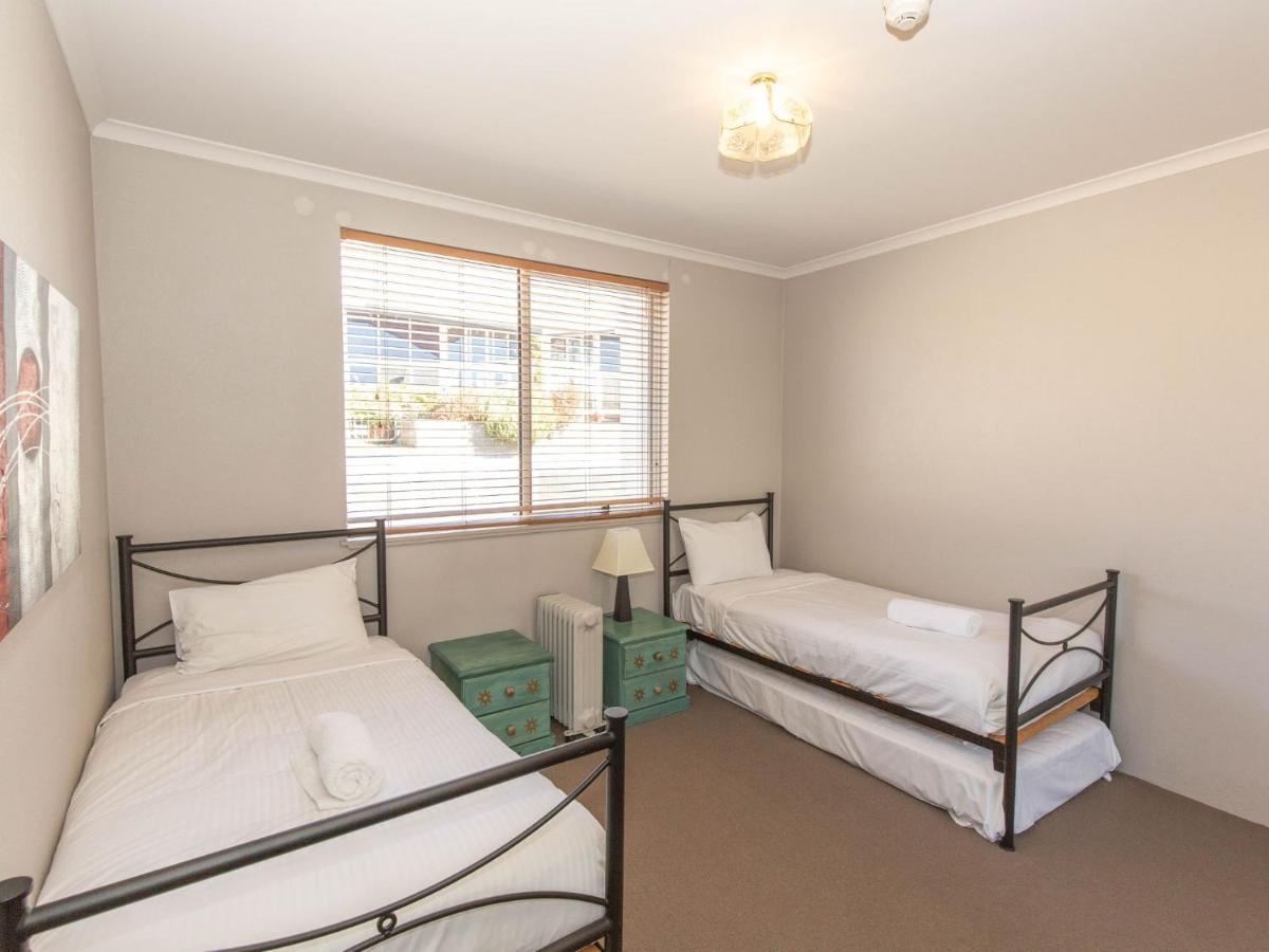 Apartment Horizons 219/10 Kosciuszko Road