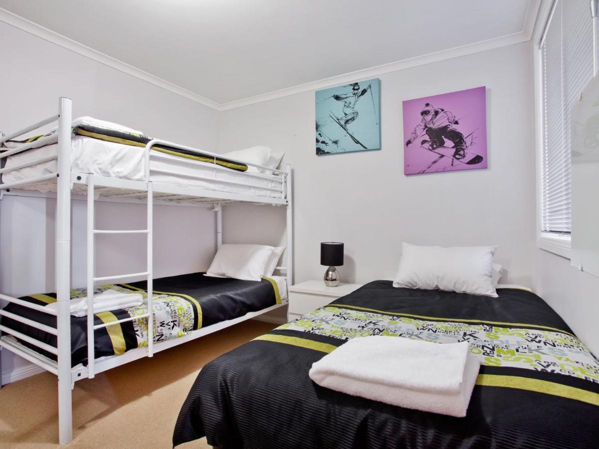 Kestrels Rest 2 116 Gippsland Street Holiday home *
