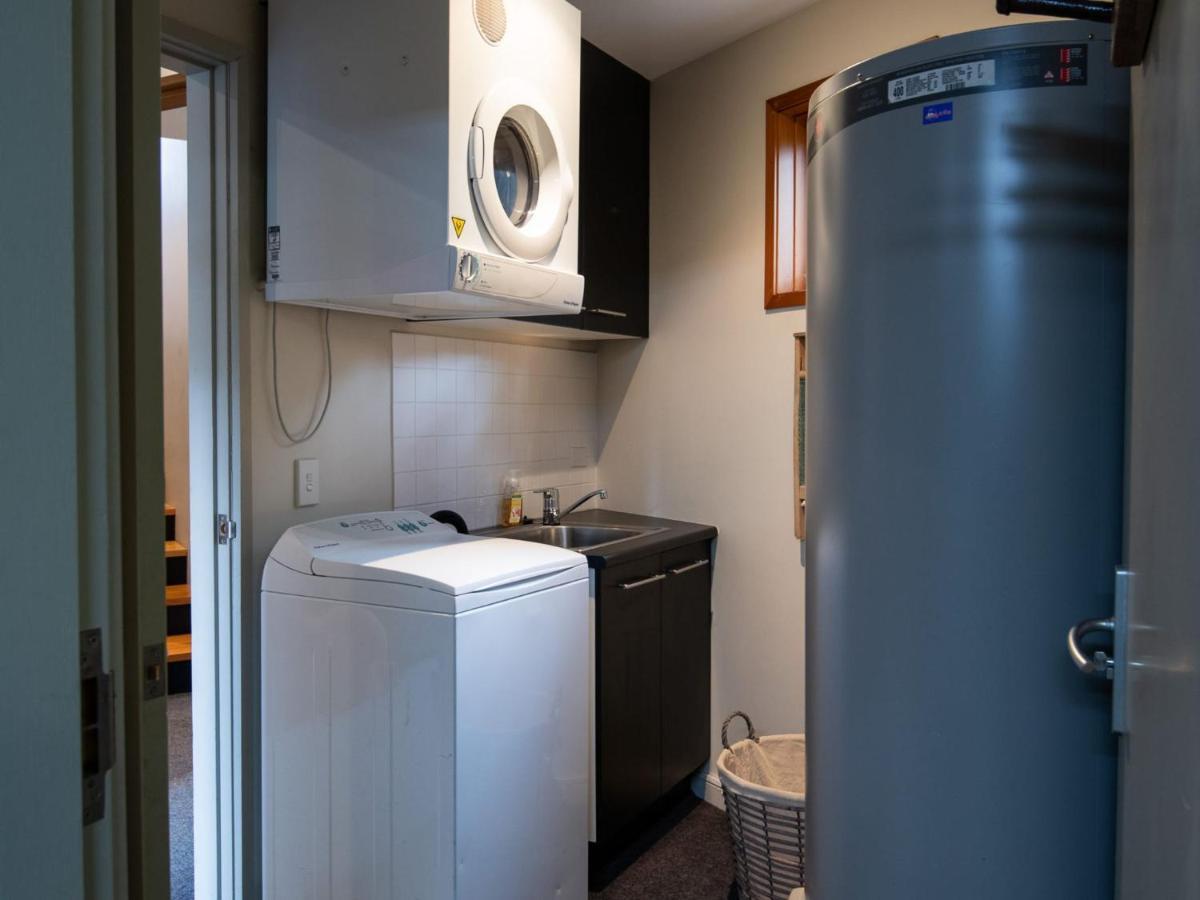 Les Perrieres - Spacious 2br L Gym L Indoor Pool L Tennis L Wifi L Bbq