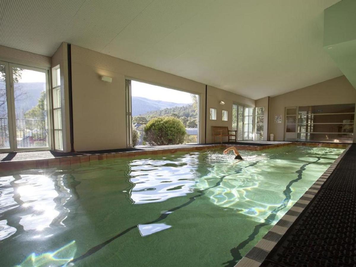 Les Perrieres - Spacious 2br L Gym L Indoor Pool L Tennis L Wifi L Bbq