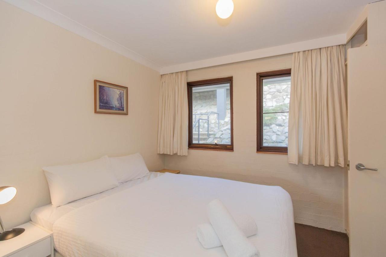 Dauphine 3 23 Townsend Street