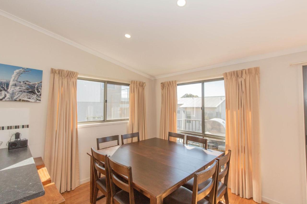 Apartment Boronia 4 30 Nettin Circuit
