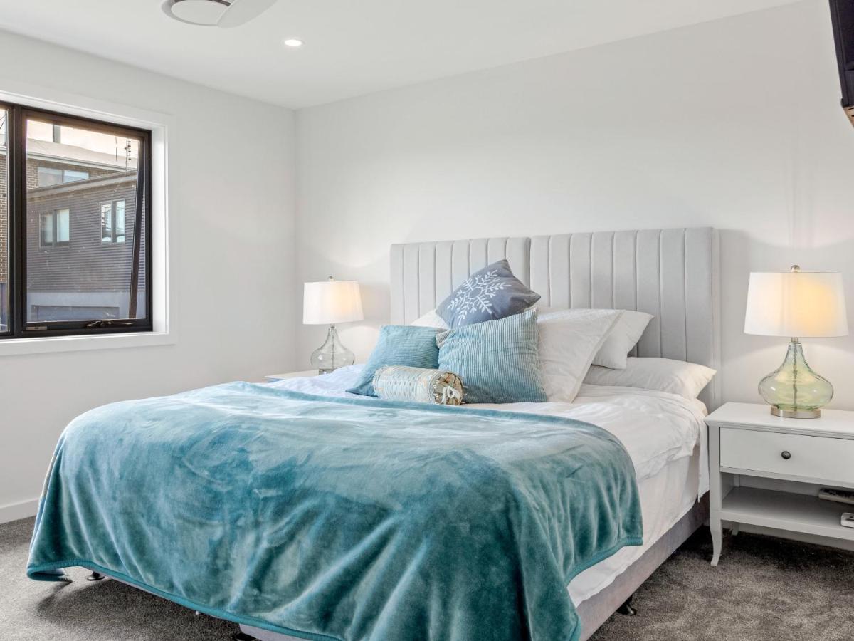 Holiday home Luxury 5 Bedroom - Sentinel - Snowy Mountains -