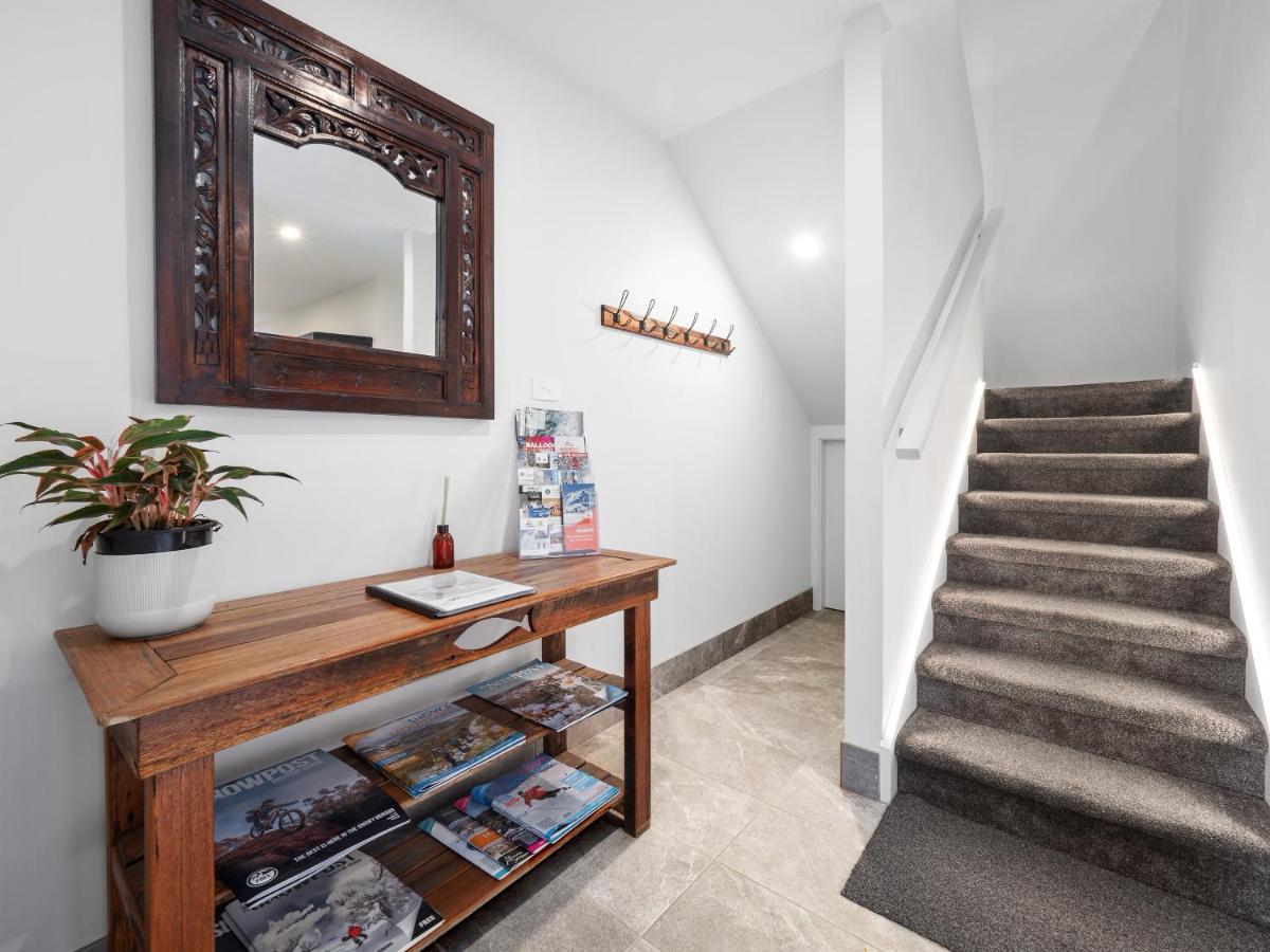 Luxury 5 Bedroom - Sentinel - Snowy Mountains - Holiday home Jindabyne