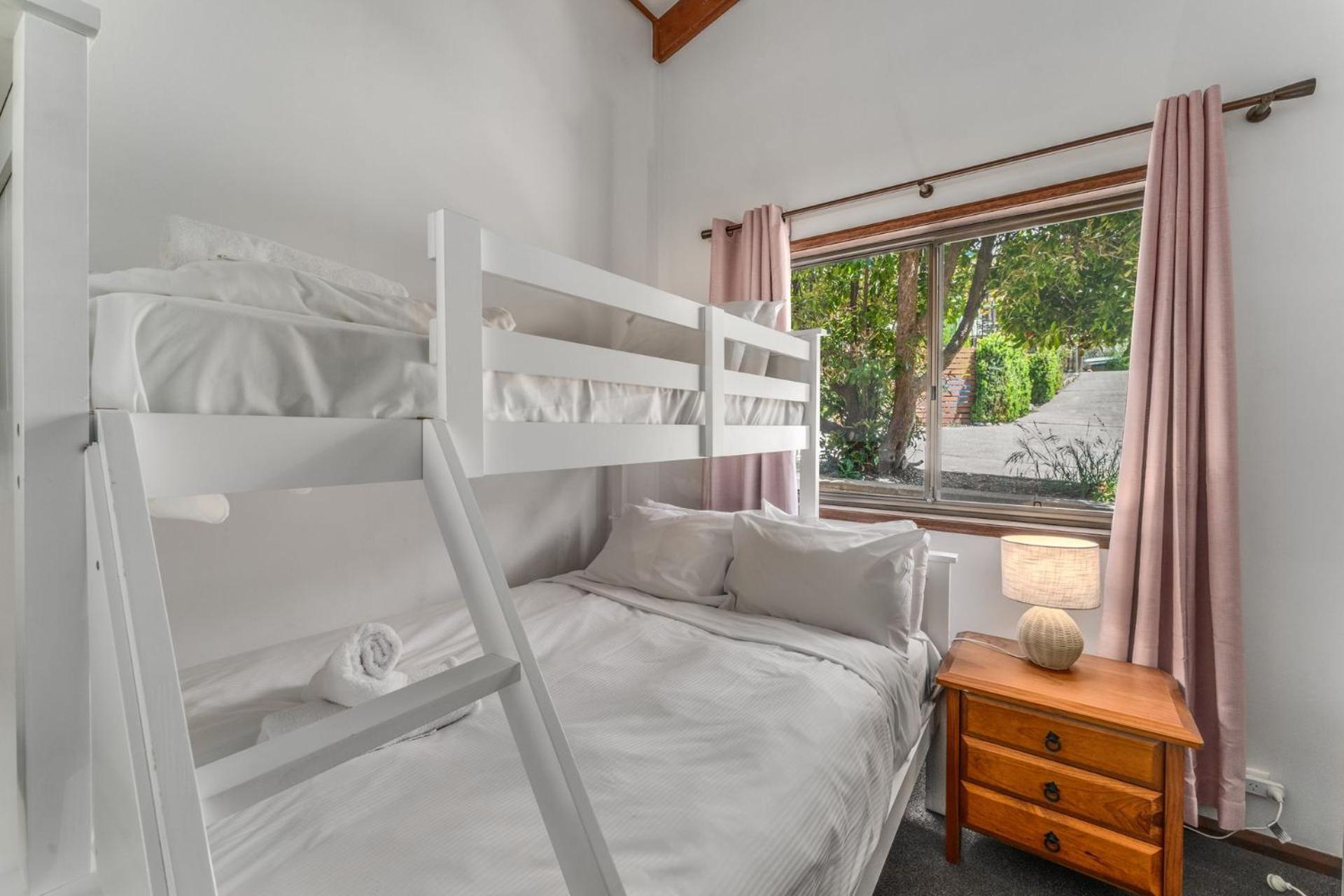 Eliza Lee 3 - 3br L Air-con L Wifi L Double Garage Holiday home *