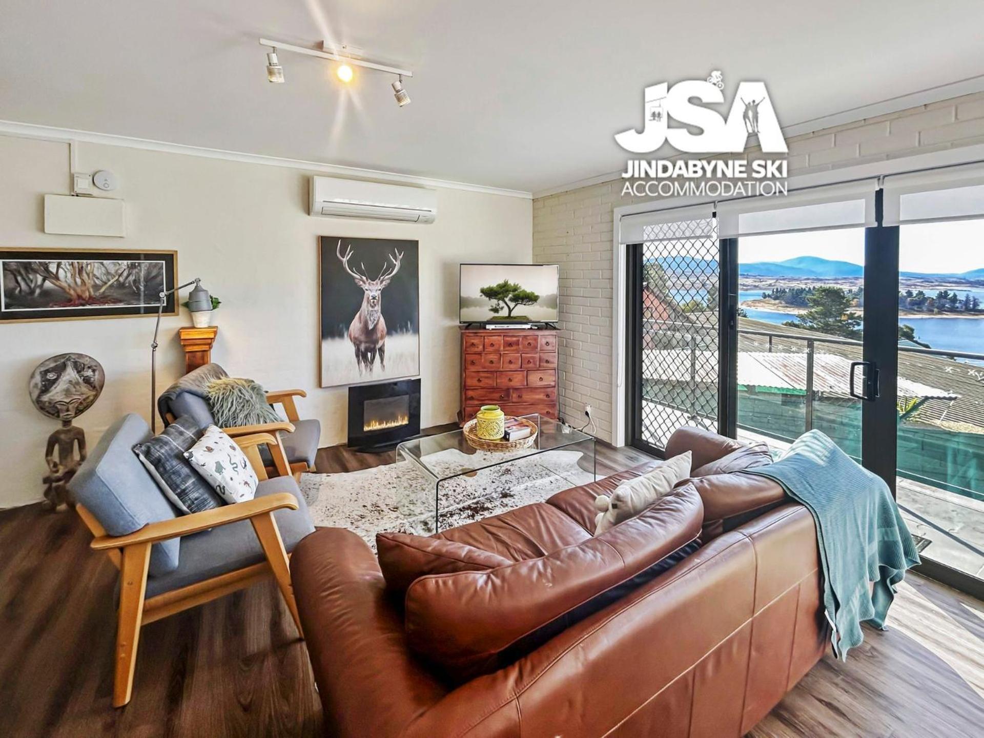 The Summit 16 * Jindabyne