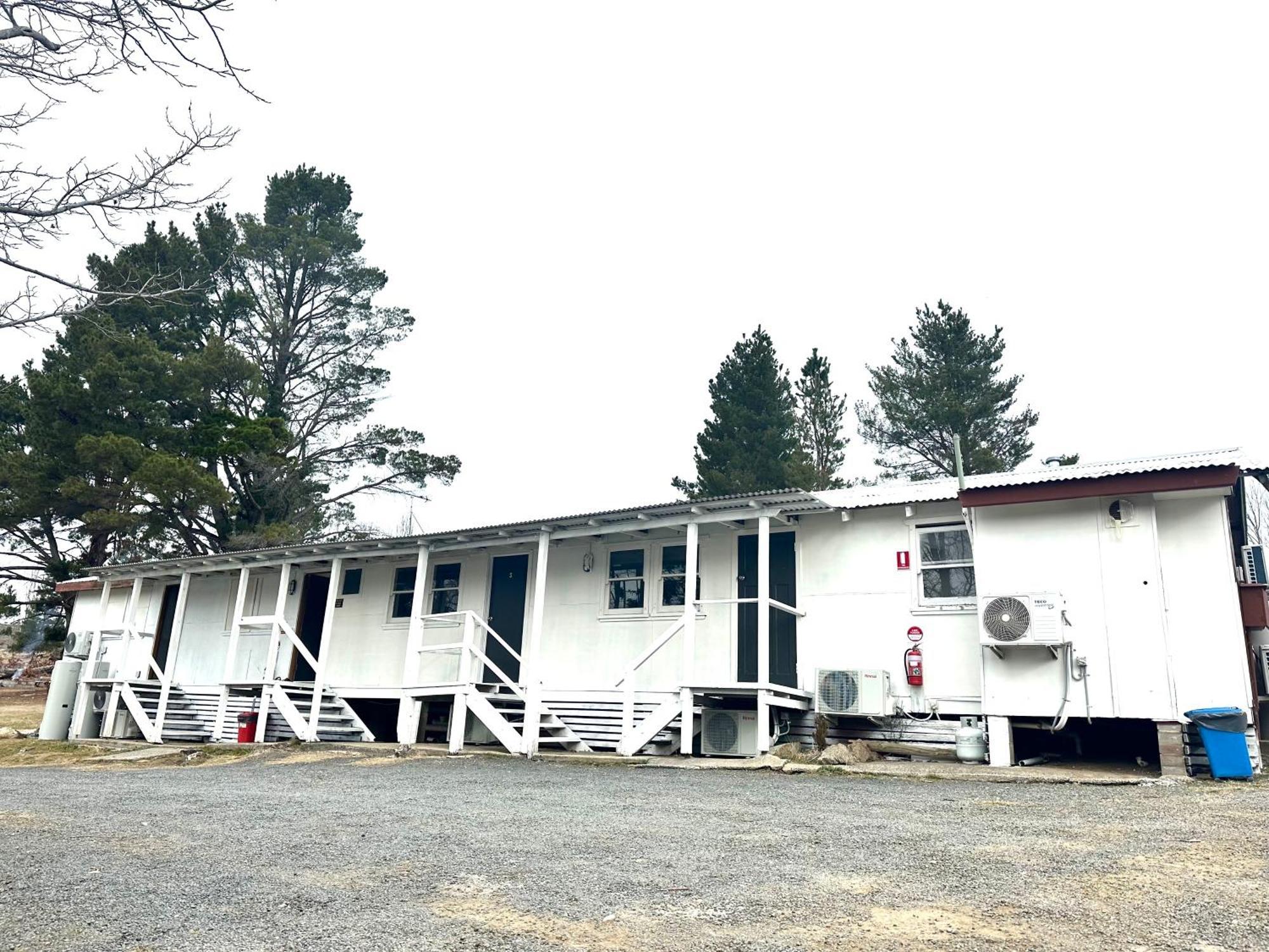 Carinya Village Jindabyne Lodge