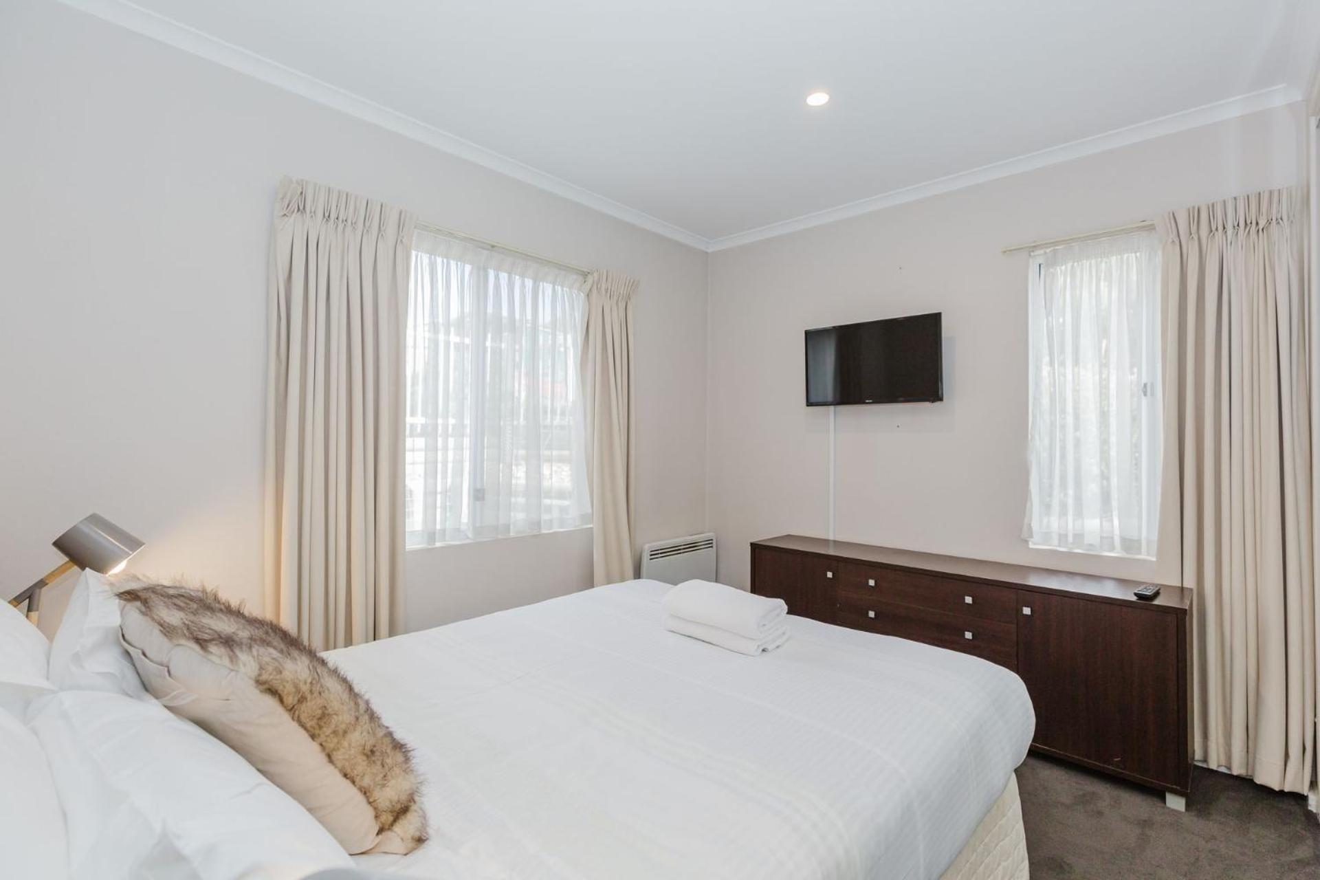 Grevillea 1 12 Poly Cow Lane Holiday home *