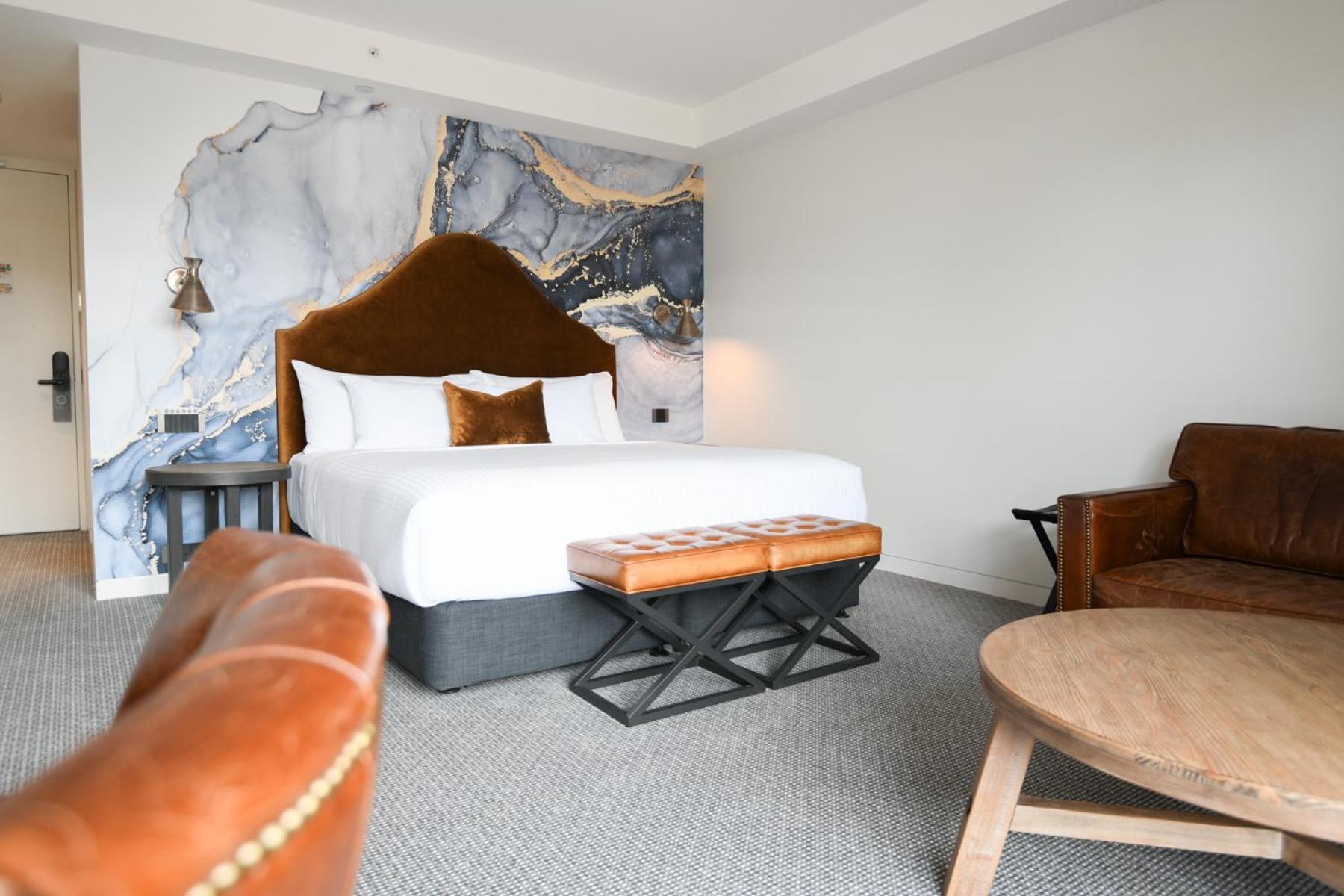 Lake Jindabyne Hotel