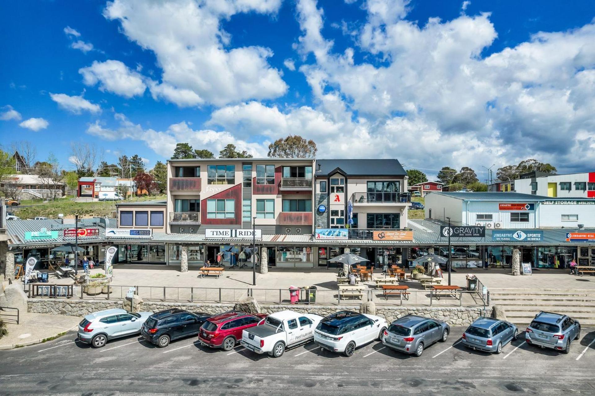 Jasper 1 Jindabyne