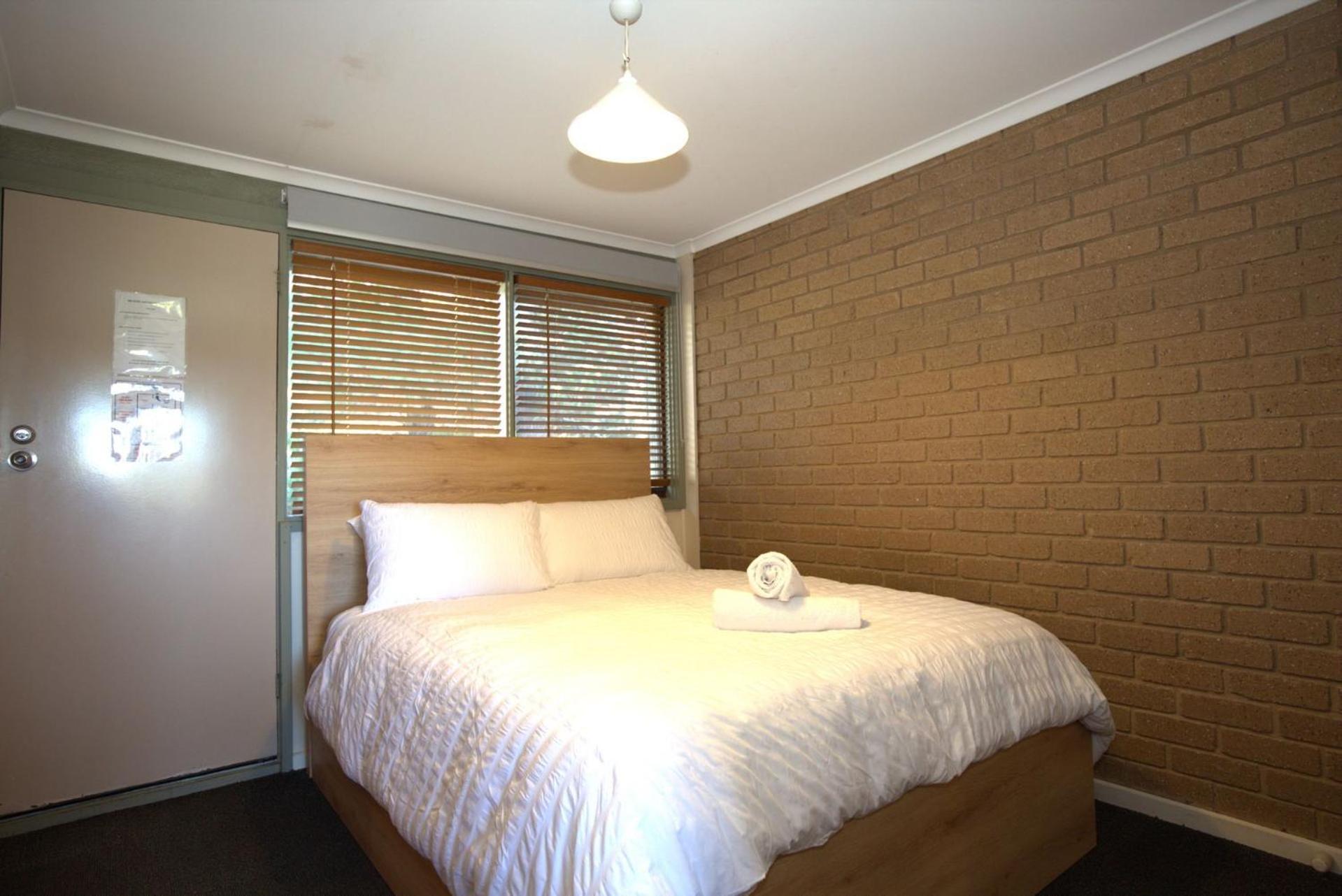 Snowy Saga 1 46 Gippsland Street *